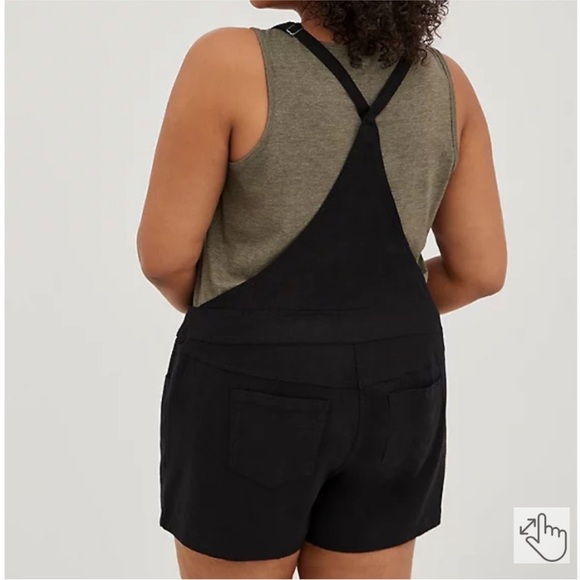 Torrid 1 Black 1X Linen Blend Shorts Overalls Jumpsuit Shortall - Picture 7 of 8